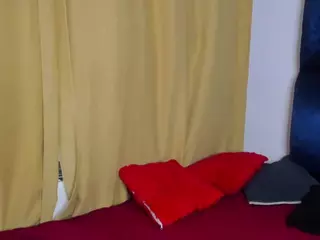 sofyqueen's Live Sex Cam Show