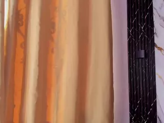 sofyqueen's Live Sex Cam Show
