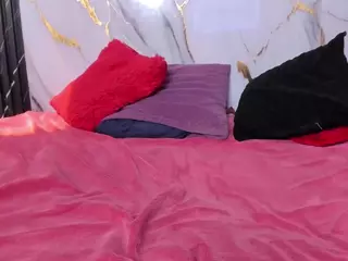 sofyqueen's Live Sex Cam Show