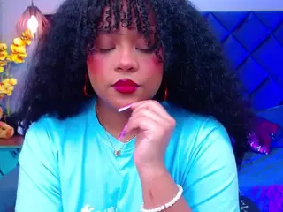 Aisha Evans's Live Sex Cam Show
