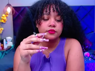 Aisha Evans's Live Sex Cam Show