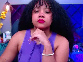 Aisha Evans's Live Sex Cam Show