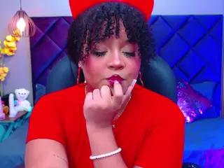 Aisha Evans's Live Sex Cam Show