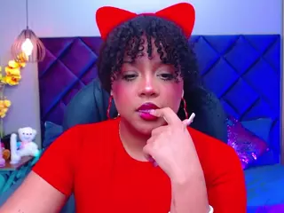 Aisha Evans's Live Sex Cam Show
