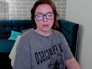 emilyamorre Live Webcam on CamSoda