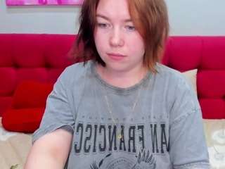 emilyamorre live webcam show