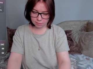 EmilyAmorre live cam preview