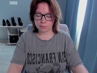 emilyamorre Live Webcam on CamSoda