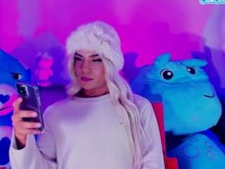 ivonnestone Live Webcam on CamSoda