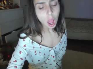 jenniferburil Live Webcam on CamSoda