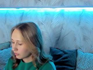 kendl-led from CamSoda is Freechat