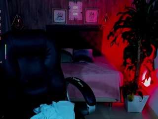 michael-greyy Live Webcam on CamSoda