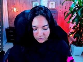 michael-greyy's CamSoda show and profile