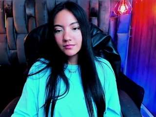 michael-greyy's CamSoda show and profile