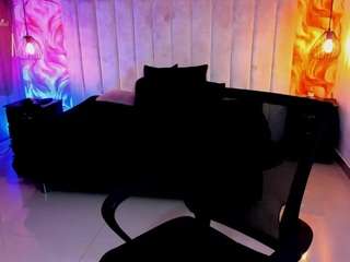 le modèle michael-greyy est en webcam porno dans un show sur le site camsoda, il possède les tags suivants: amateur,sex-toys,nipple piercings,no smoking,orgasm,public,pussy,robe,spank,anal,strip,striptease,tattoos,tease,teen-18,toys,young-adult,natural,naked,massage