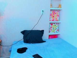 le modèle michael-greyy est en webcam porno dans un show sur le site camsoda, il possède les tags suivants: amateur,sex-toys,nipple piercings,no smoking,orgasm,public,pussy,robe,spank,anal,strip,striptease,tattoos,tease,teen-18,toys,young-adult,natural,naked,massage