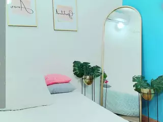 Shynlittlewanda's Live Sex Cam Show