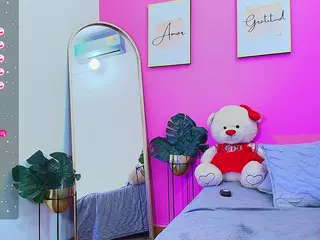 Shynlittlewanda's Live Sex Cam Show