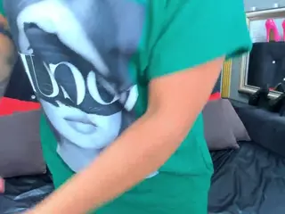 Laura's Live Sex Cam Show