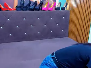 Laura's Live Sex Cam Show