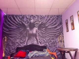 alexa-volkova's CamSoda show and profile