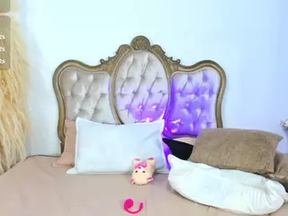 AmberWeest's Live Sex Cam Show