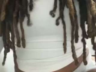 Bu model şu anda canlı. exoticadivine