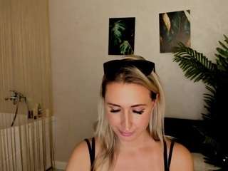 happysmileee webcam