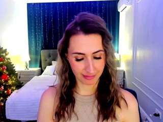 happysmileee's CamSoda show and profile