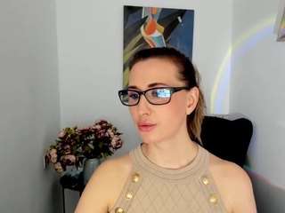 happysmileee Live Webcam on CamSoda