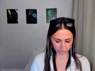 happysmileee live cam profile