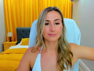 HappySmileee's Live Sex Cam Show