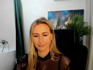 HappySmileee's Live Sex Cam Show