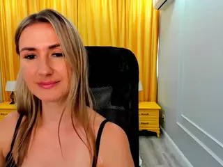 HappySmileee's Live Sex Cam Show