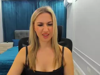 HappySmileee's Live Sex Cam Show