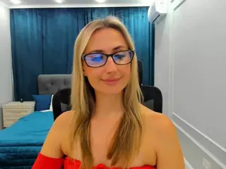 HappySmileee's Live Sex Cam Show