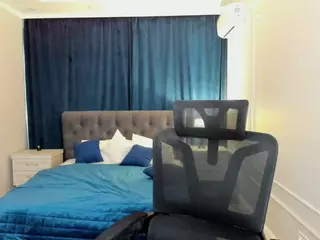 HappySmileee's Live Sex Cam Show