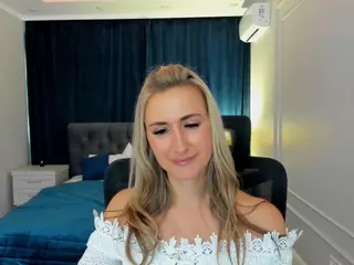 HappySmileee's Live Sex Cam Show