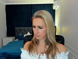 HappySmileee's Live Sex Cam Show