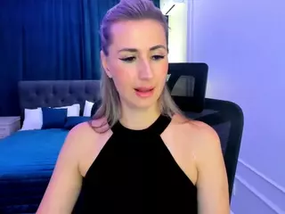 HappySmileee's Live Sex Cam Show