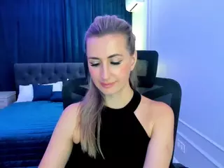 HappySmileee's Live Sex Cam Show
