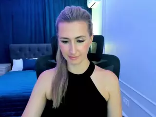 HappySmileee's Live Sex Cam Show