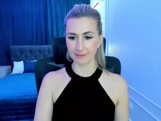 HappySmileee's Live Sex Cam Show