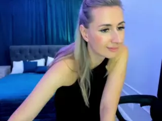 HappySmileee's Live Sex Cam Show