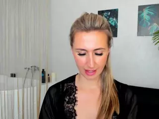 HappySmileee's Live Sex Cam Show