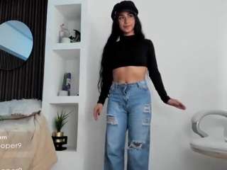 isabella-cooper9 from CamSoda is Freechat