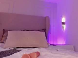 shelynna-azzul Live Webcam on CamSoda