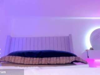 shelynna-azzul webcam