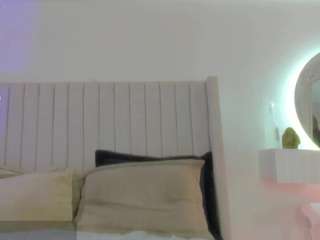shelynna-azzul webcam