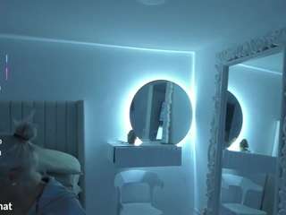 shelynna-azzul webcam